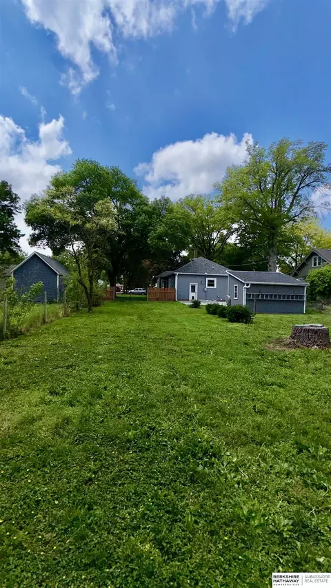 Exterior - 406 9 St, Scribner, NE 68057 photo 15 of 22