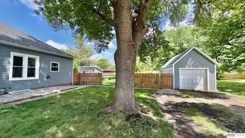 Exterior - 406 9 St, Scribner, NE 68057 photo 4 of 22