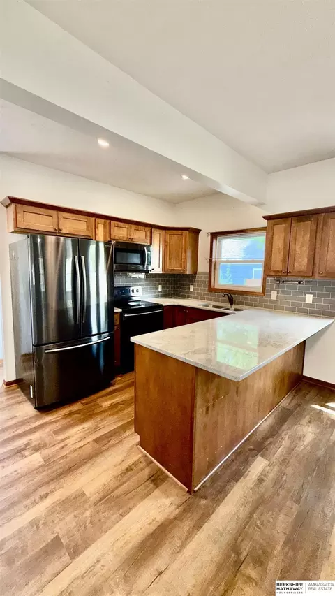 Kitchen - 406 9 St, Scribner, NE 68057 photo 4 of 7