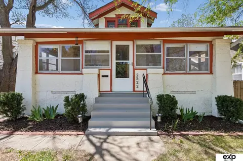 2522 N 49th St, Omaha, NE 68104