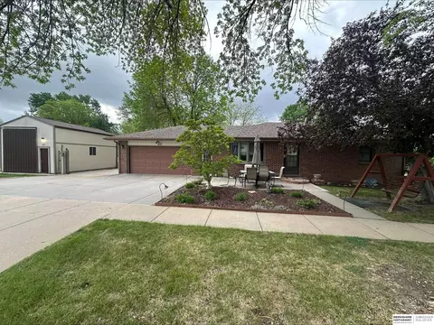 835 W Belmont Ave, Lincoln, NE 68521