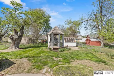 Exterior - 120 E Hudspith St, Valley, NE 68064 photo 2 of 7