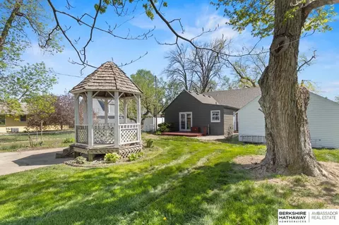 Exterior - 120 E Hudspith St, Valley, NE 68064 photo 4 of 7