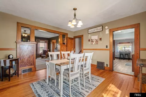 116 W E St, Elmwood, NE 68349