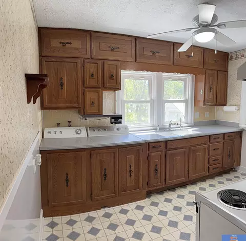 817 N 12th St, Beatrice, NE 68310 photo 25