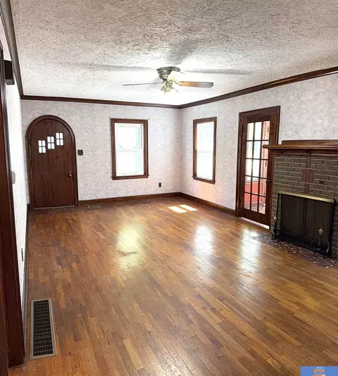 817 N 12th St, Beatrice, NE 68310 photo 14