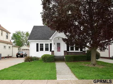 2615 Avenue D, Council Bluffs, IA 51501