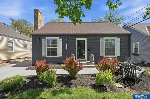 1212 S 37th St, Lincoln, NE 68510