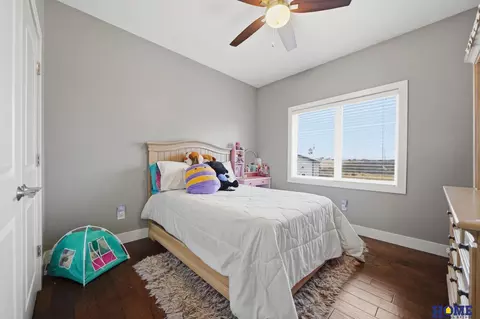 Bedroom - 23048 Eva Ct, Eagle, NE 68347 photo 6 of 10