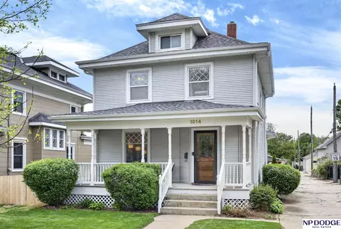 1514 S 33rd St, Omaha, NE 68105