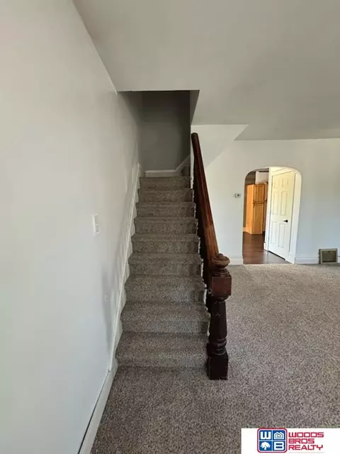 Entry Way - 1019 N 7th St, Beatrice, NE 68310 photo 4 of 4