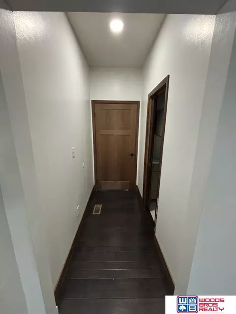 Entry Way - 1019 N 7th St, Beatrice, NE 68310 photo 1 of 4