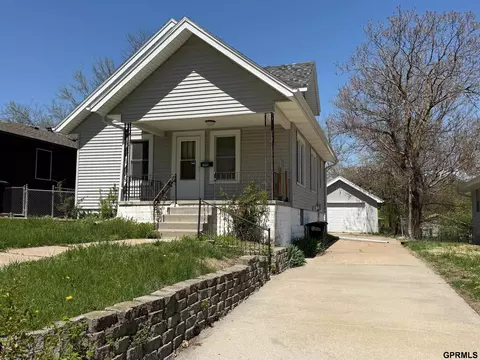 6018 Hamilton St, Omaha, NE 68132