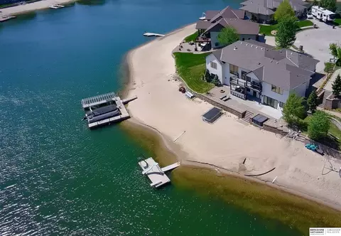 3905 N 269th Cir, Valley, NE 68064