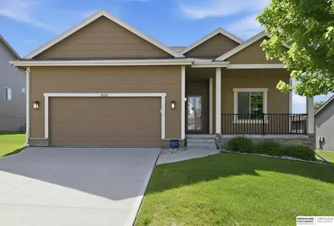 14318 S 20th St, Bellevue, NE 68123
