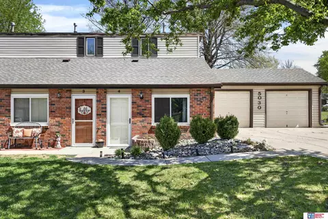 5030 Prince Rd #4, Lincoln, NE 68516