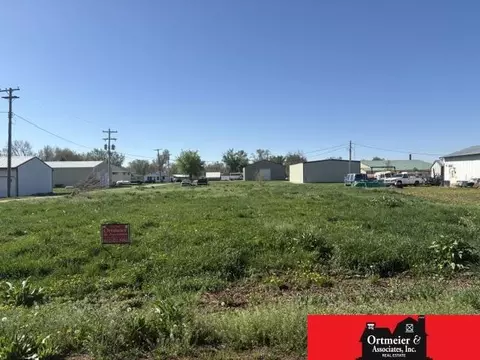 351 E 9th St, Decatur, NE 68020