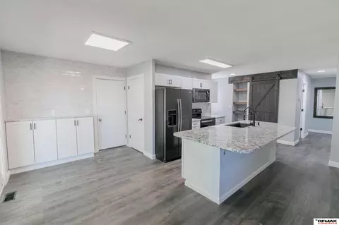 Kitchen - 1612 Northridge Rd, Beatrice, NE 68310 photo 3 of 3