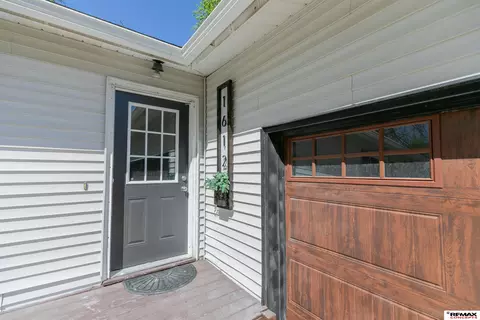 Exterior - 1612 Northridge Rd, Beatrice, NE 68310 photo 1 of 8