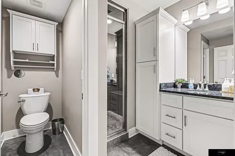 Bath - 320 Riverside Dr, Waterloo, NE 68069 photo 1 of 4