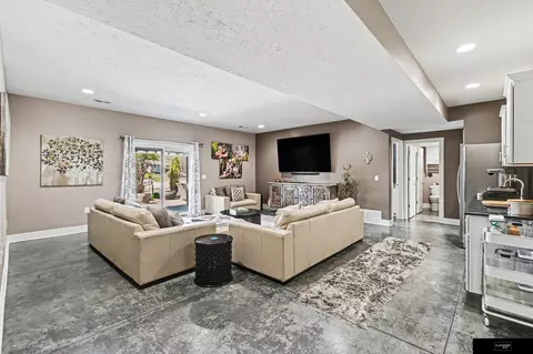 Living - 320 Riverside Dr, Waterloo, NE 68069 photo 5 of 5