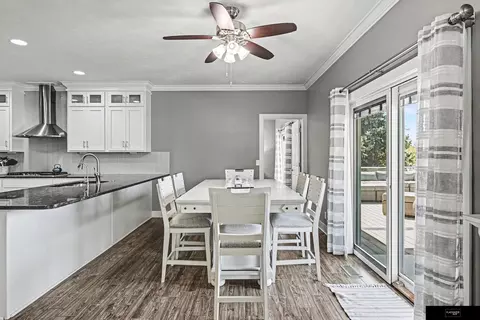 Dining - 320 Riverside Dr, Waterloo, NE 68069 photo 1 of 2