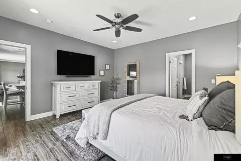 Bedroom - 320 Riverside Dr, Waterloo, NE 68069 photo 8 of 8