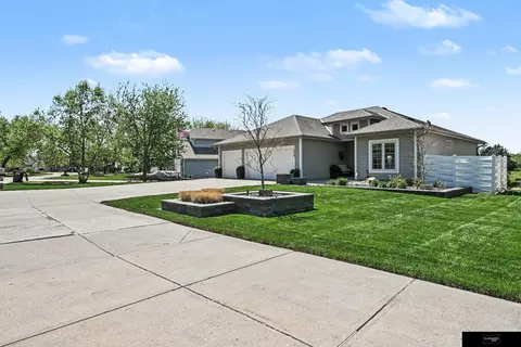 Exterior - 320 Riverside Dr, Waterloo, NE 68069 photo 4 of 11