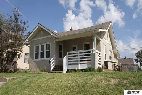 2760 S 13 St, Lincoln, NE 68502
