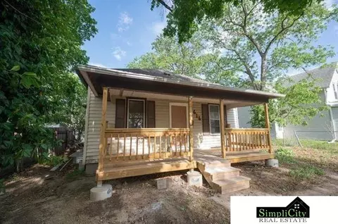 616 N 4th St, Beatrice, NE 68310