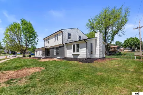 12820 Westwood Ln, Omaha, NE 68144