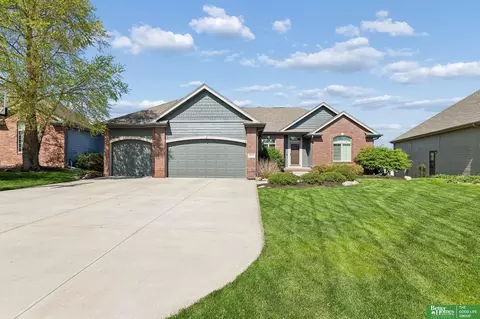 19618 Chandler St, Gretna, NE 68028