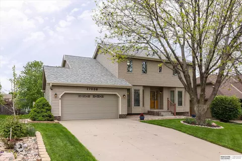 17036 Karen St, Omaha, NE 68135
