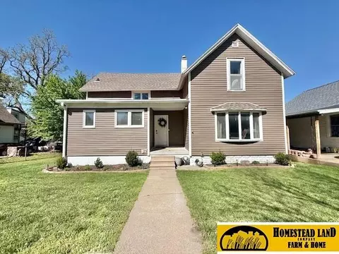 1105 B St, Fairbury, NE 68352