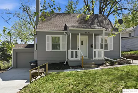 4127 N 61st St, Omaha, NE 68104