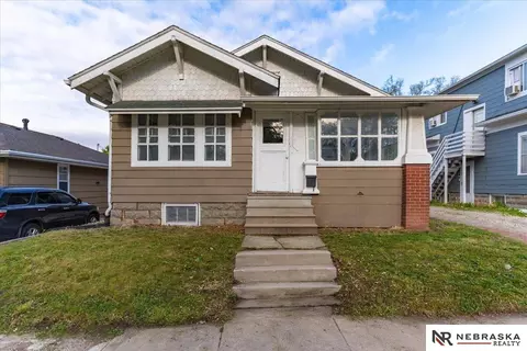 1315 S 33rd St, Lincoln, NE 68510