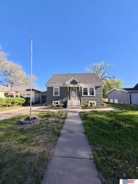105 E 7th St, Stromsburg, NE 68666