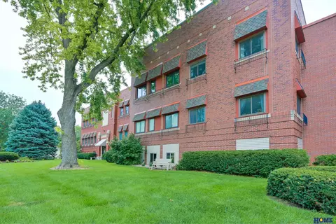 1540 N Cotner Blvd #A13, Lincoln, NE 68505