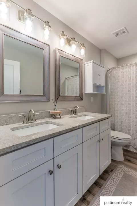 Bath - 23210 Agee Cir, Waterloo, NE 68069 photo 5 of 5