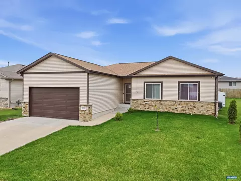 2855 W Rose St, Lincoln, NE 68522