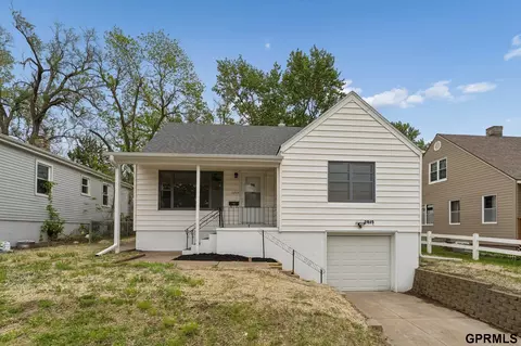 3845 N 65th Ave, Omaha, NE 68104