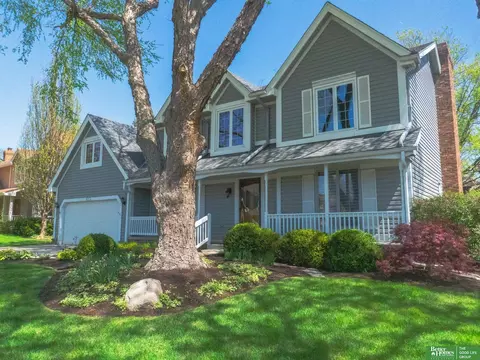 823 N 149 St, Omaha, NE 68154