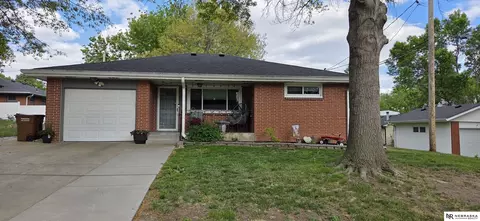 1900 N 64th St, Lincoln, NE 68505