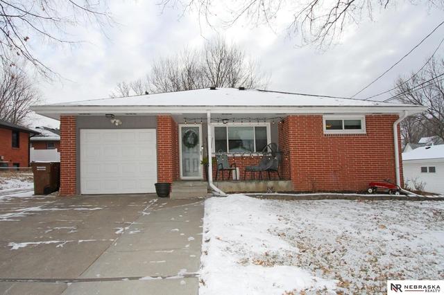 1900 N 64th St, Lincoln, NE 68505