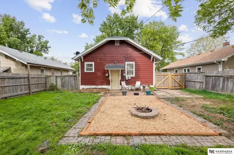 Exterior - 1406 N 10th St, Beatrice, NE 68310 photo 7 of 8