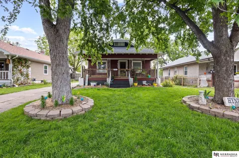 1406 N 10th St, Beatrice, NE 68310
