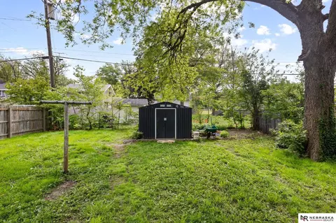Exterior - 1406 N 10th St, Beatrice, NE 68310 photo 6 of 8