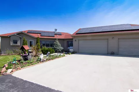 36046 Noyes Ave, Hastings, IA 51540