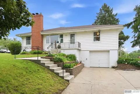 3111 N 80th St, Omaha, NE 68134