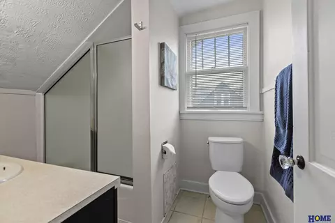 Bath - 728 N 3rd St, Seward, NE 68434 photo 2 of 2